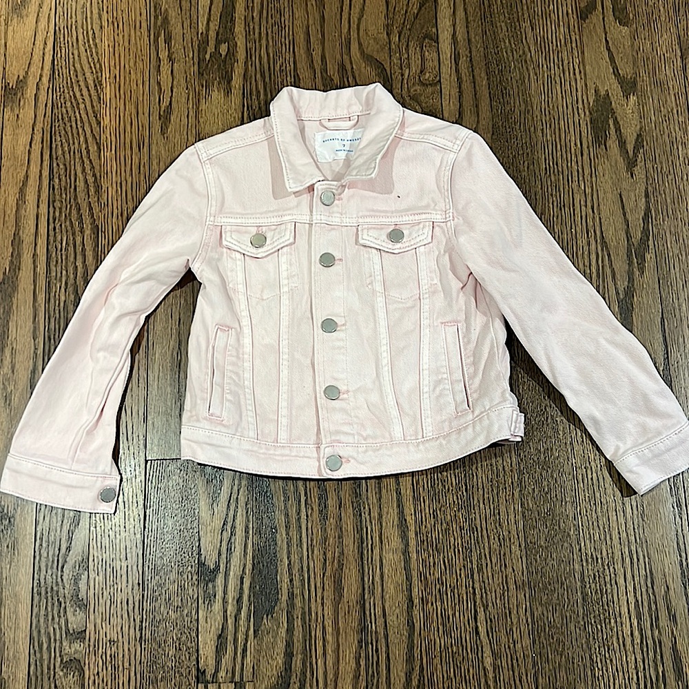 Pretty pale pink jean jacket-excellent condition!